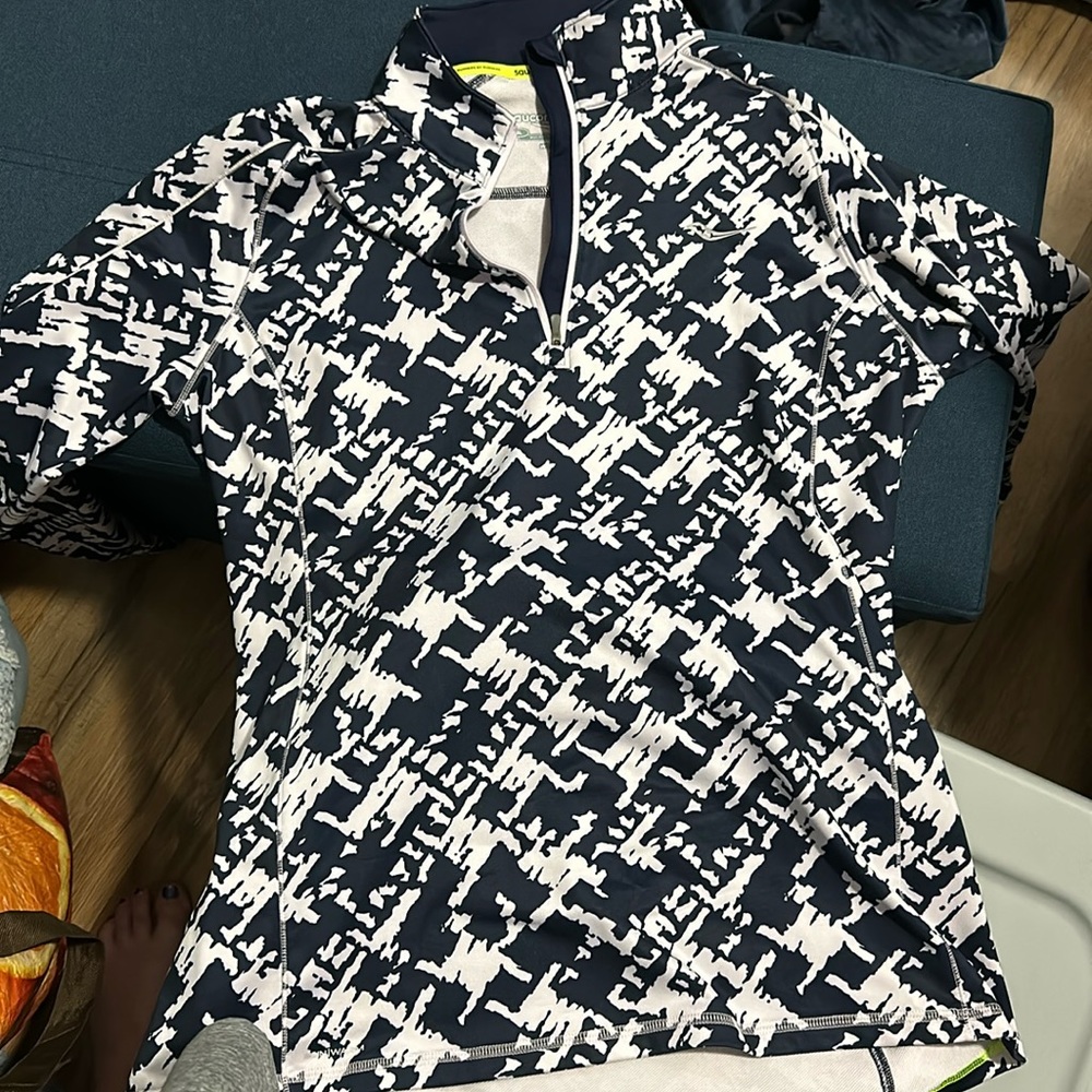 Saucony running long sleeve